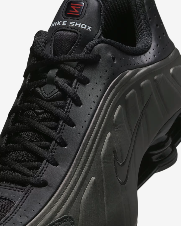 Nike Shox R4 - Image 4