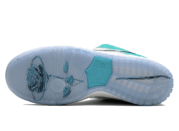 Nike SB Dunk Low April Skateboards - Image 3
