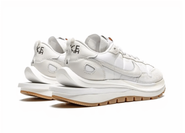 Nike x Sacai - Image 3