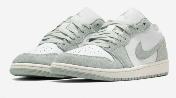 Air Jordan 1 Low SE Seafoam - Image 5