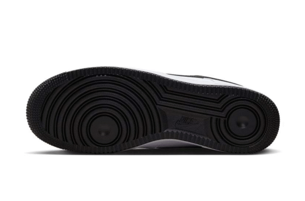 Nike Air Force - Image 2