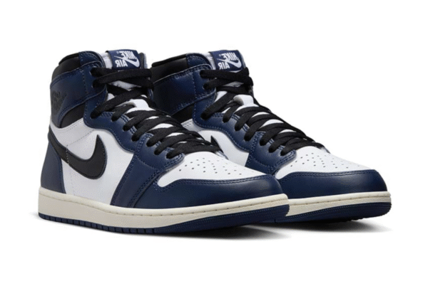 Nike Air Jordan 1 Retro High OG "MIDNIGHT NAVY" - Image 5