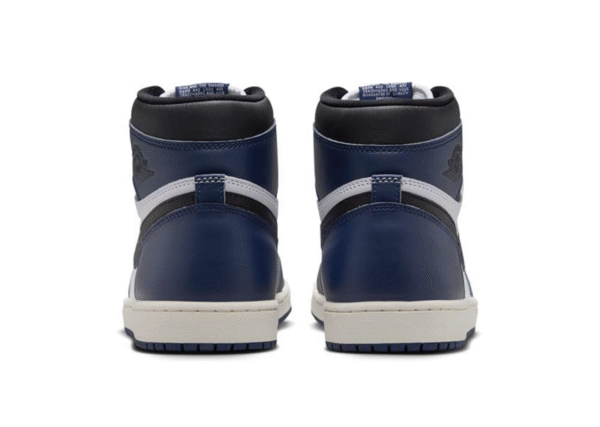 Nike Air Jordan 1 Retro High OG "MIDNIGHT NAVY" - Image 4